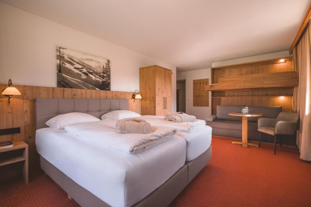Hotel Loipenstubn à Brixen im Thale Extérieur photo