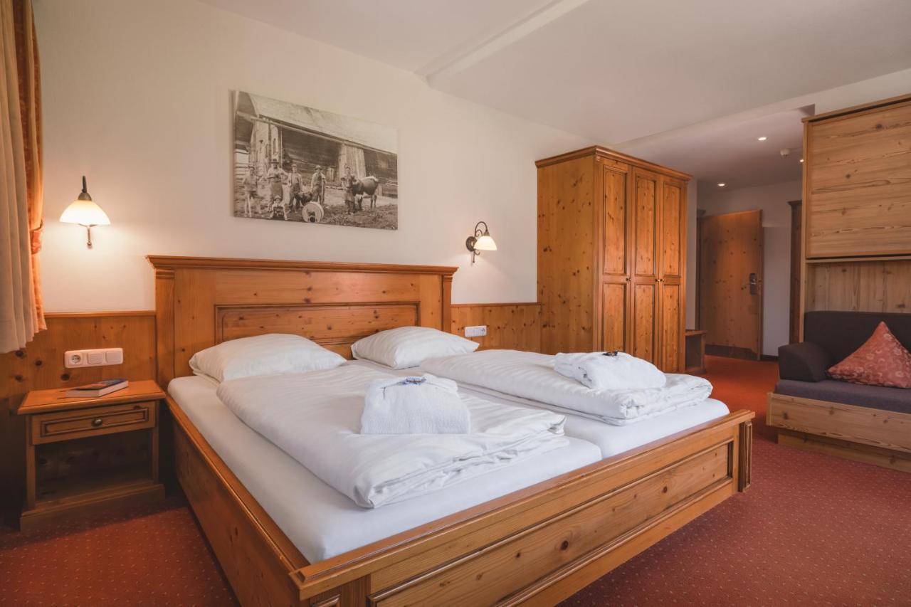 Hotel Loipenstubn à Brixen im Thale Extérieur photo