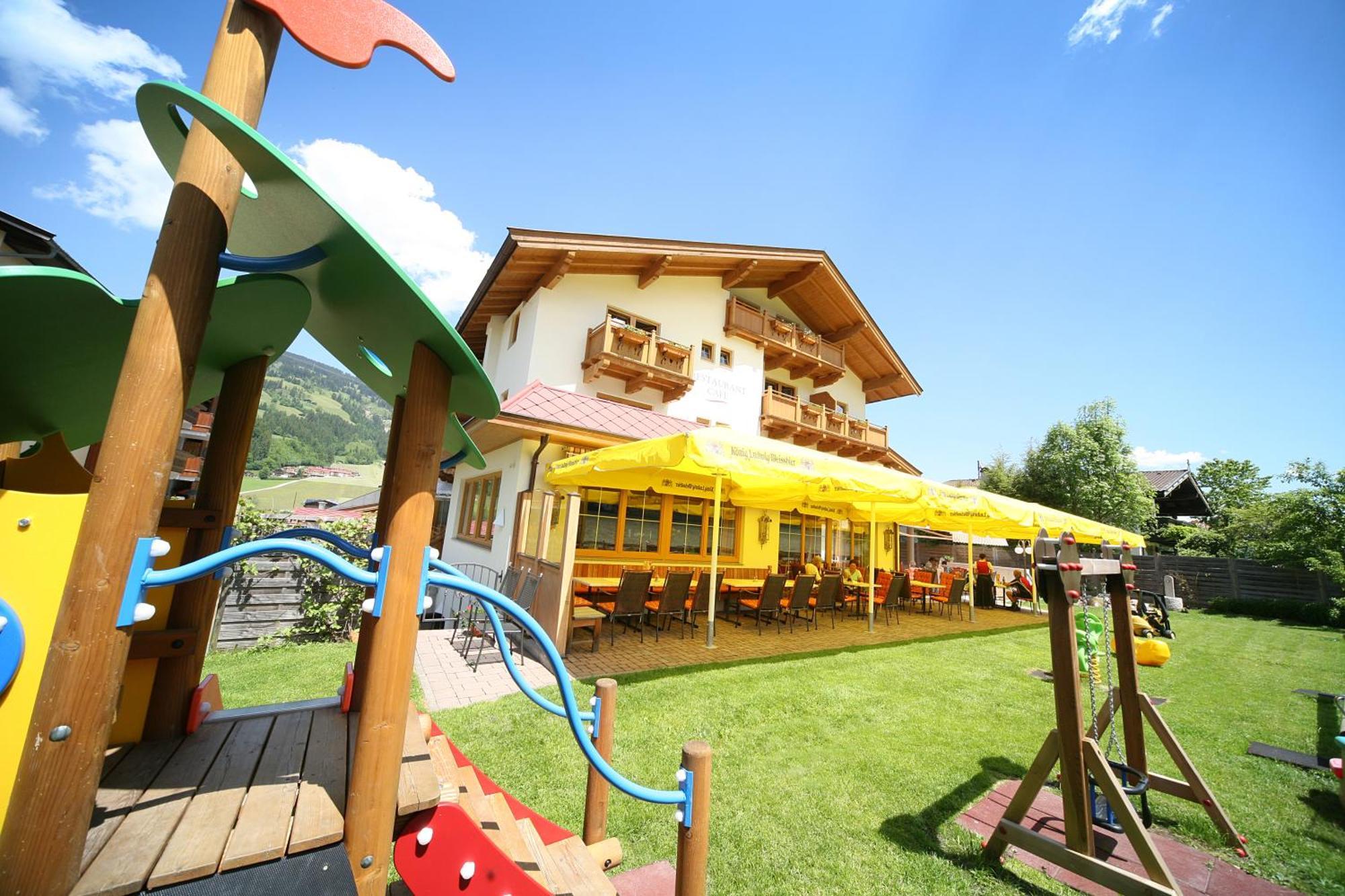 Hotel Loipenstubn à Brixen im Thale Extérieur photo