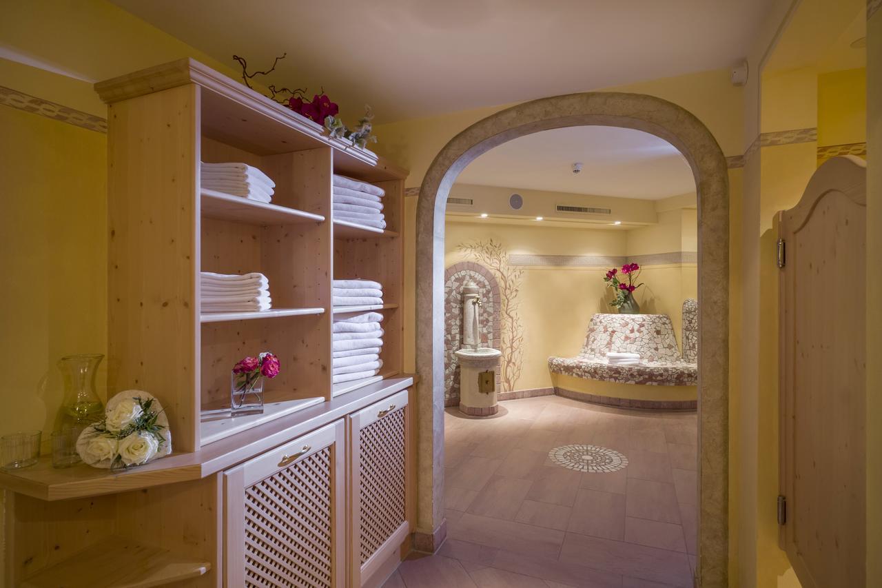 Hotel Loipenstubn à Brixen im Thale Extérieur photo